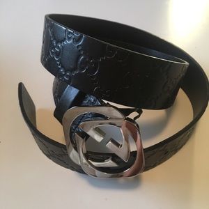 Gucci black leather belt